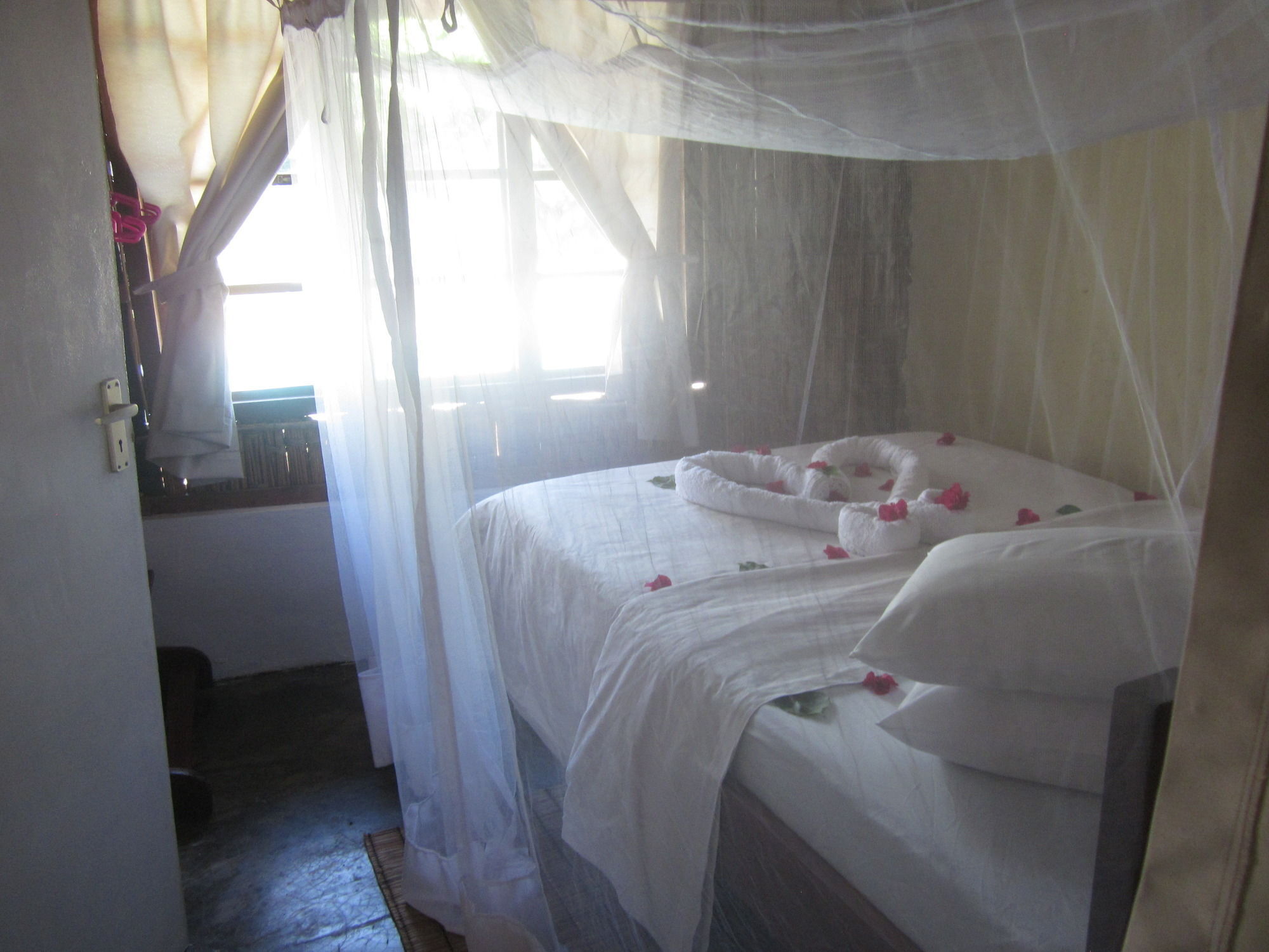 Baobab Beach Lodge And Backpackers Vilanculos Eksteriør bilde